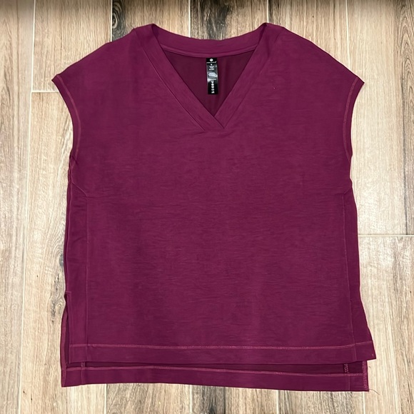 V-Neck T-Shirt by Yogalicious - Picture 1 of 4